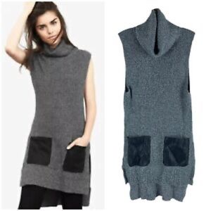 Banana Republic sleeveless knit turtleneck